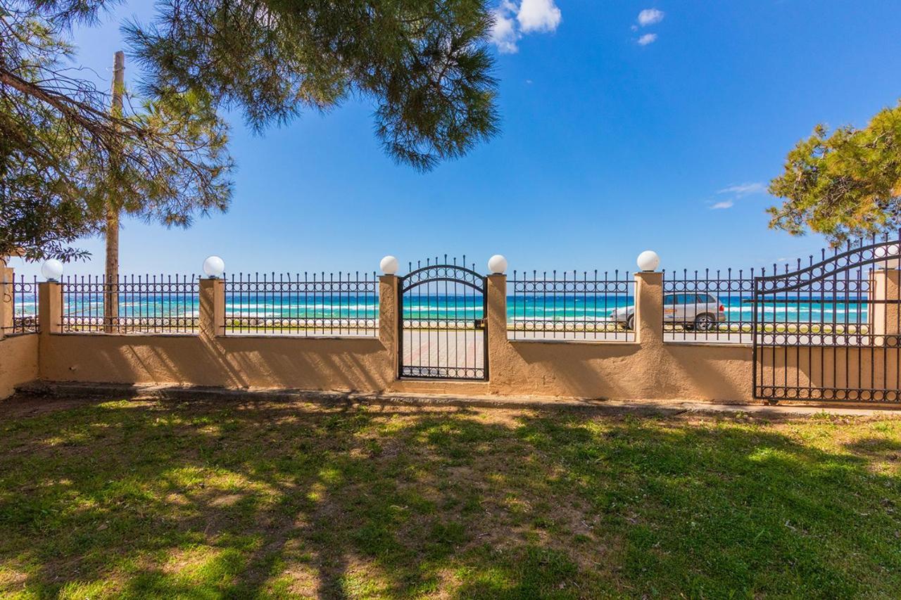 Galazia Akti Seaside Apartments 尼基季 外观 照片
