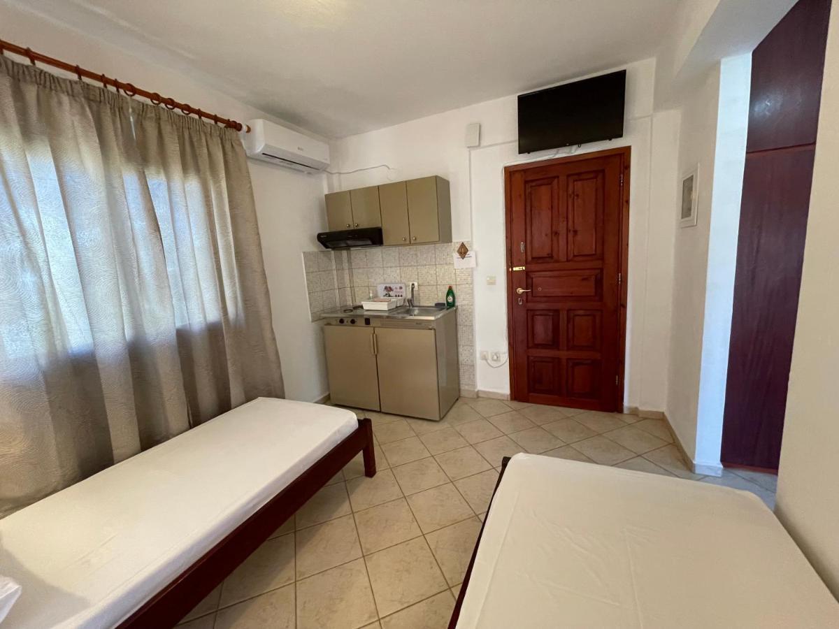 Galazia Akti Seaside Apartments 尼基季 外观 照片