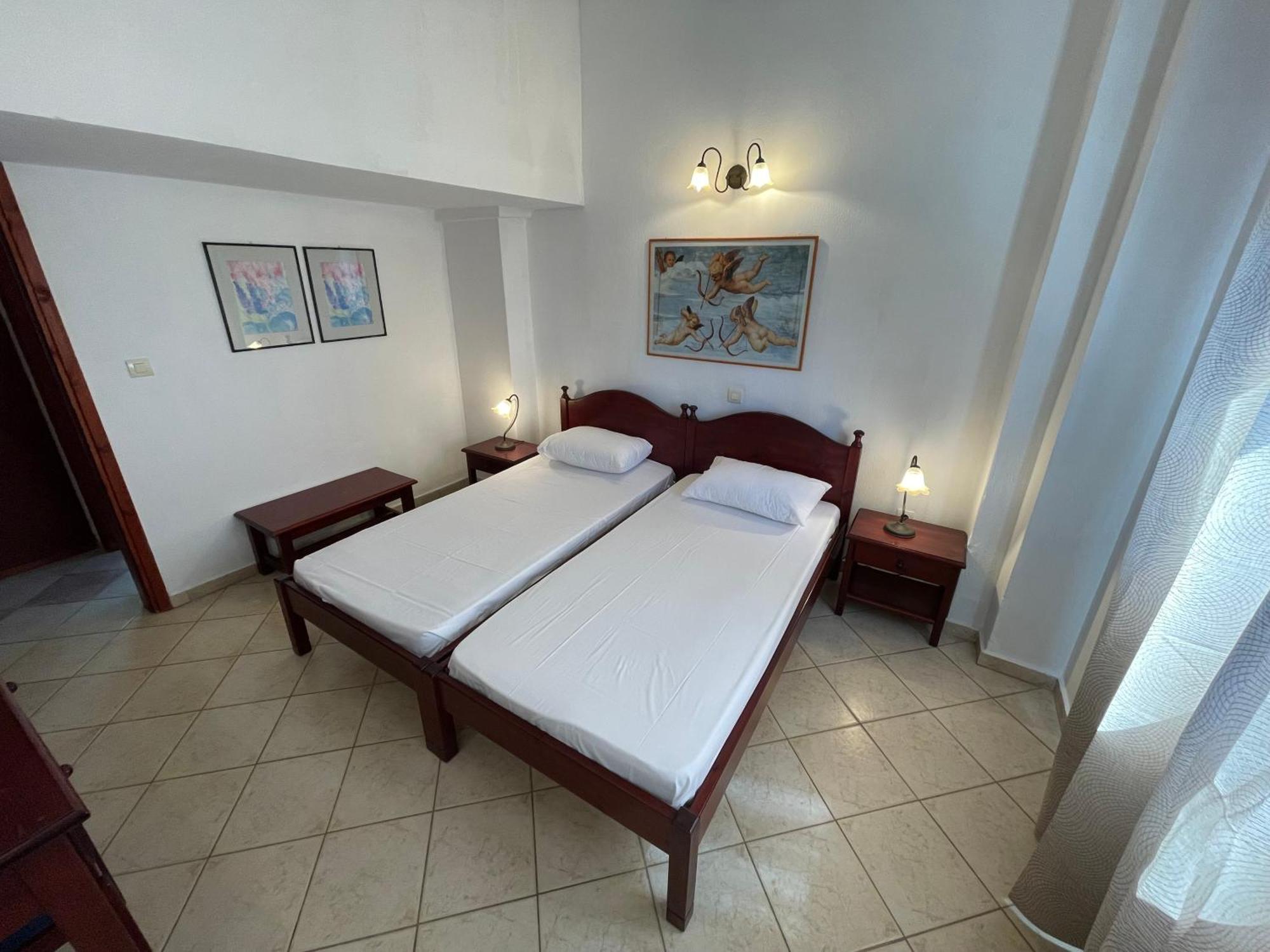 Galazia Akti Seaside Apartments 尼基季 客房 照片
