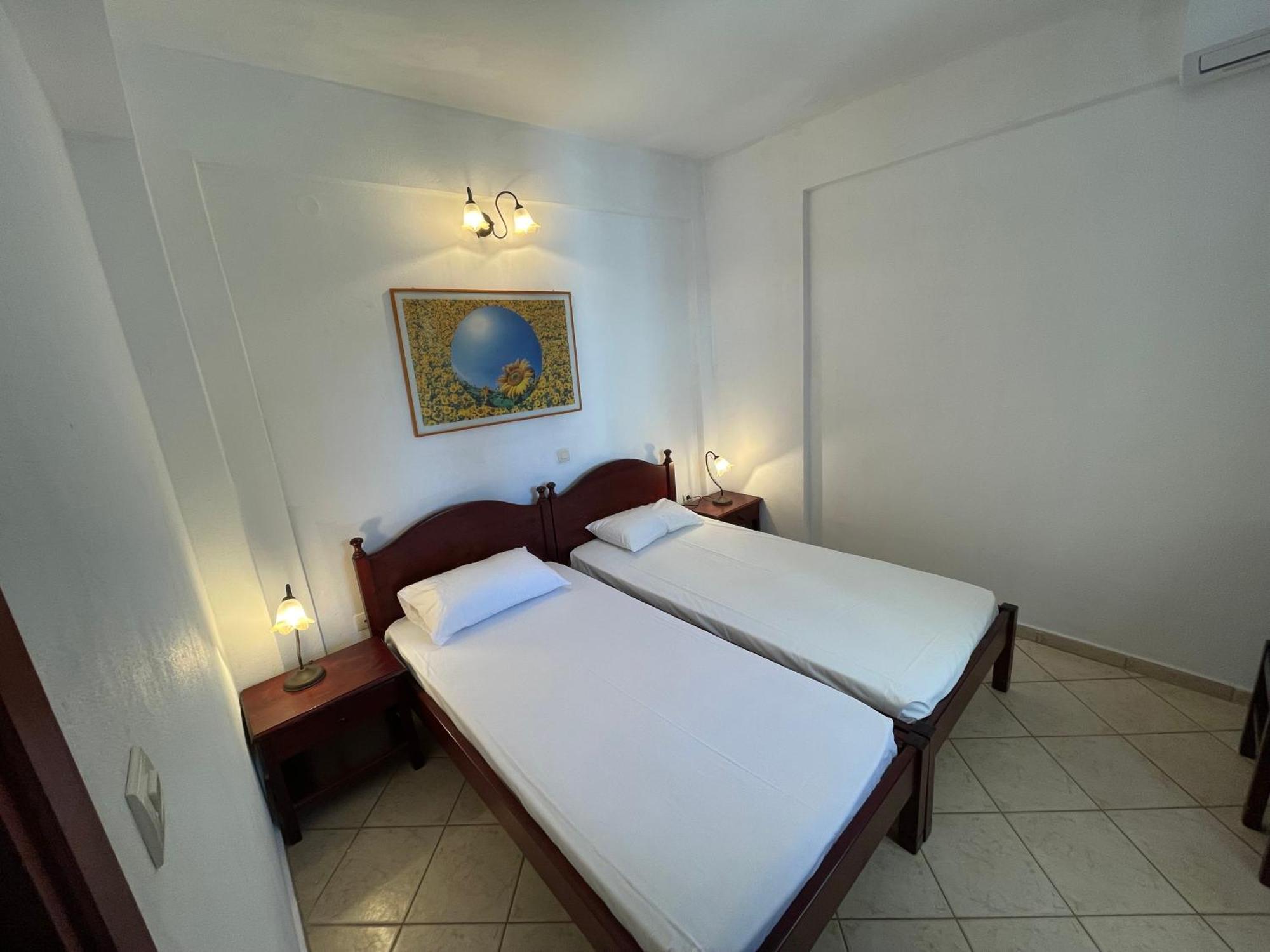 Galazia Akti Seaside Apartments 尼基季 客房 照片
